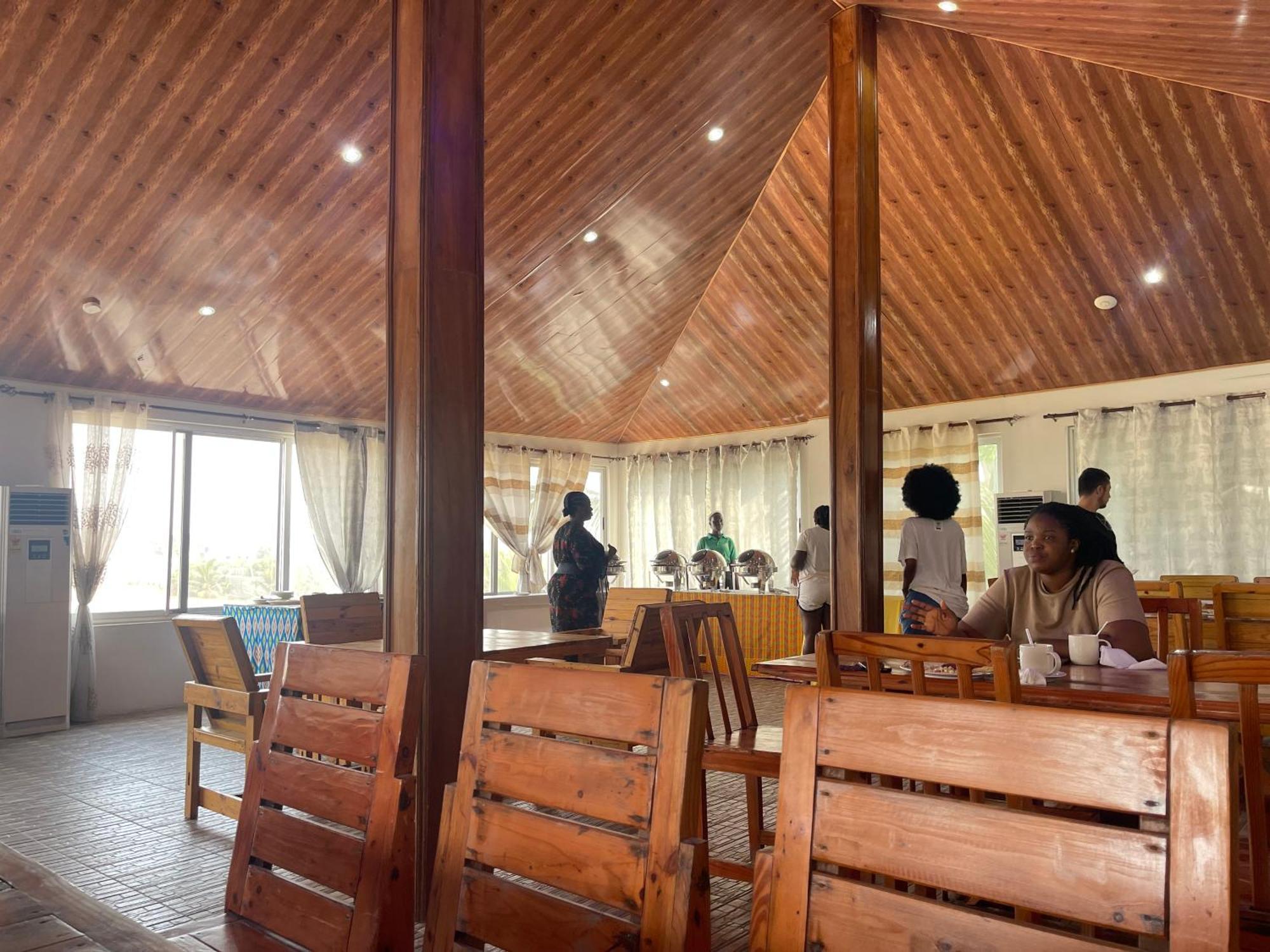 Ocean Green Beach Resorts And Villas Prampram エクステリア 写真